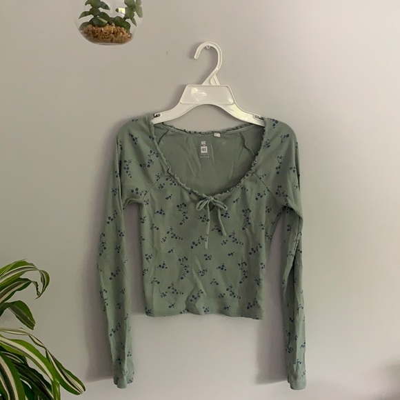 Me to We Tops - Green PacSun long sleeve top